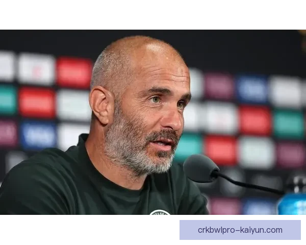 凯塞多技术特点对比同位置中场球员表现稳健