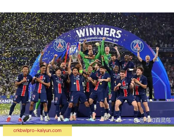 阿什拉夫助巴黎圣日耳曼夺法甲冠军，攻防贡献显著